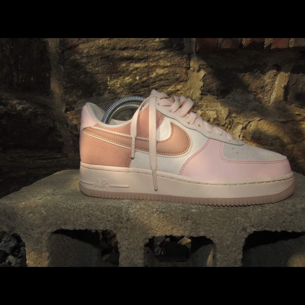 Nike Women’s Air Force 1 ´07 Premium Size 9